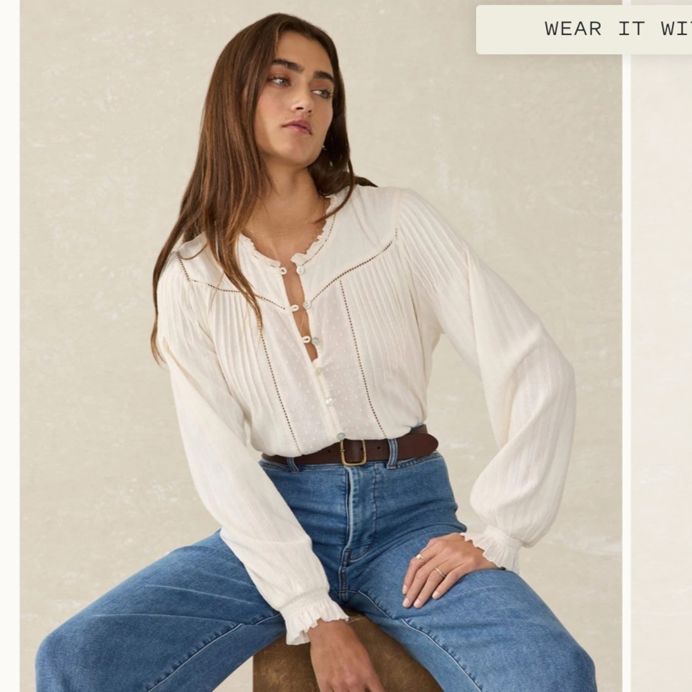 Faherty white top size small - image 1